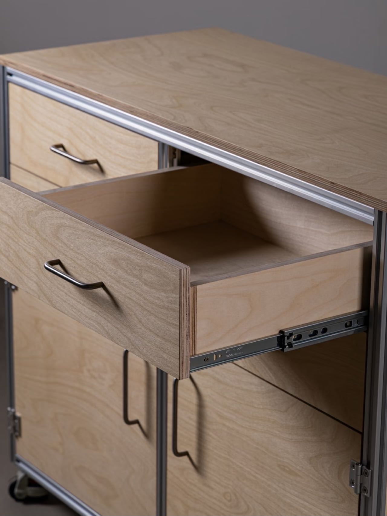 MODULUX Coffee Table